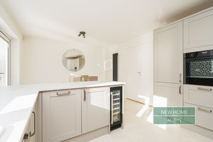 Photo 18- click for photo gallery